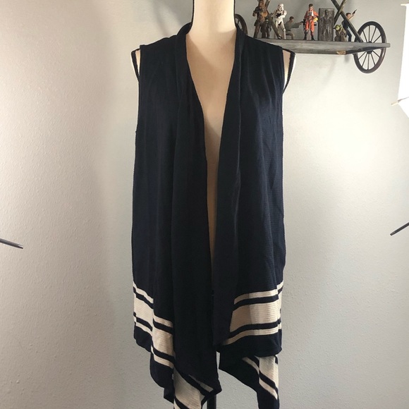 Tommy Hilfiger Tops - Tommy Hilfiger women’s sweater vest size large new